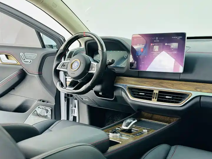 2018 2018 BYD Tang DM 2.0T 7-seat Automatic Vehicle photo gallery 6