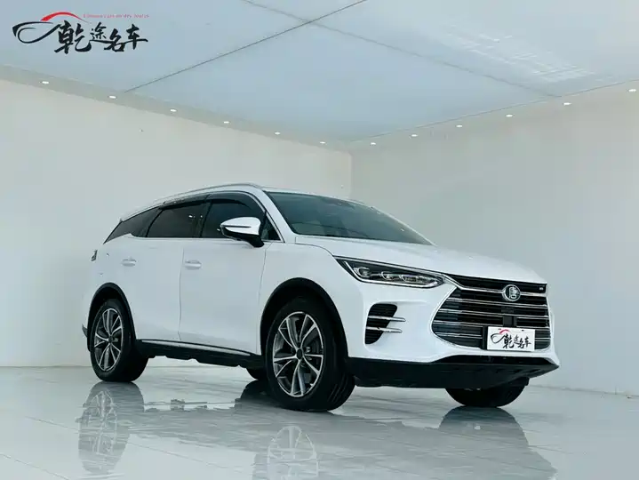 2018 2018 BYD Tang DM 2.0T 7-seat Automatic Vehicle photo gallery 2