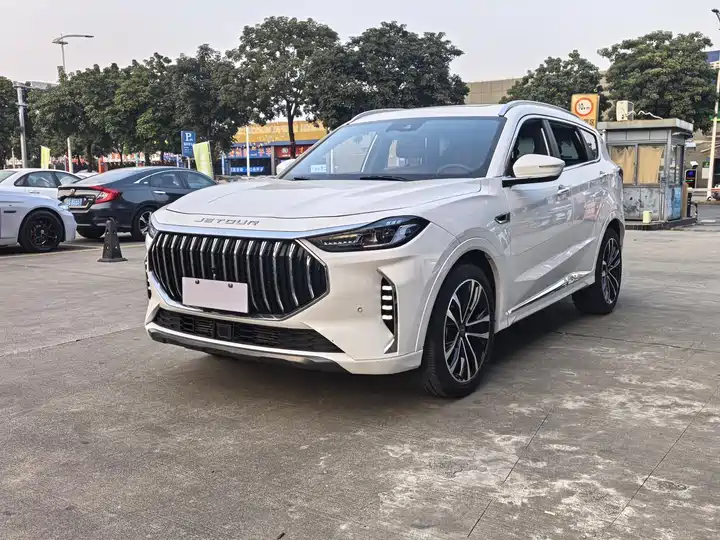 2023 JETOUR X70 PLUS 2023 1.6T Strong 5-seater