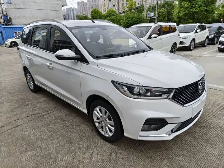 2019 2019 Baojun 360